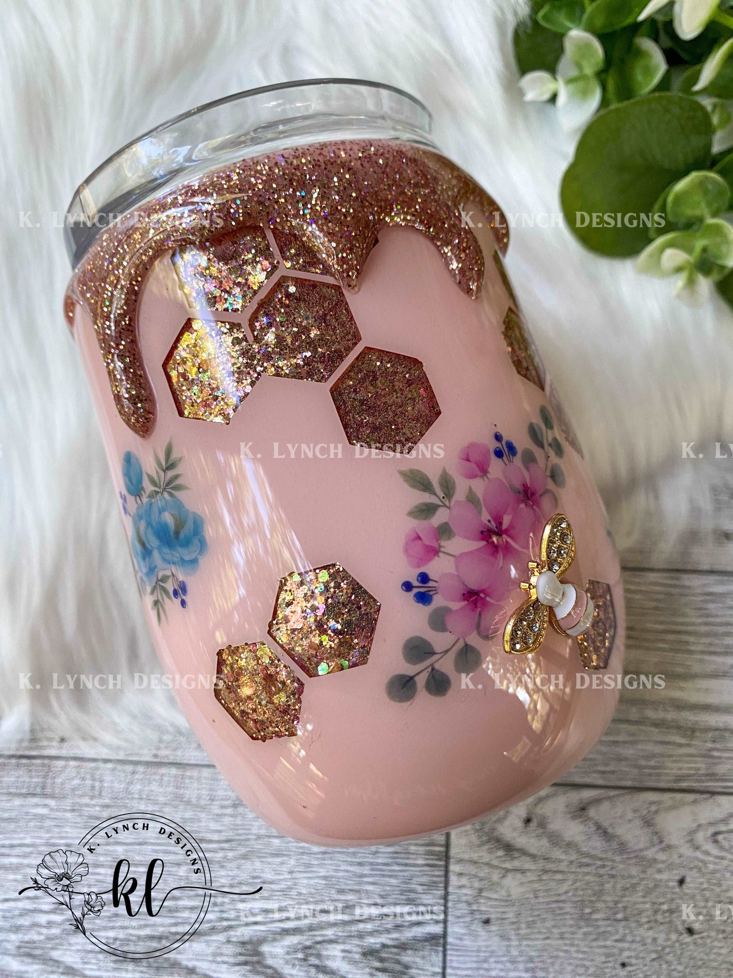 12 oz. Bee Wine Tumbler w/3D Drip & Bee Charms