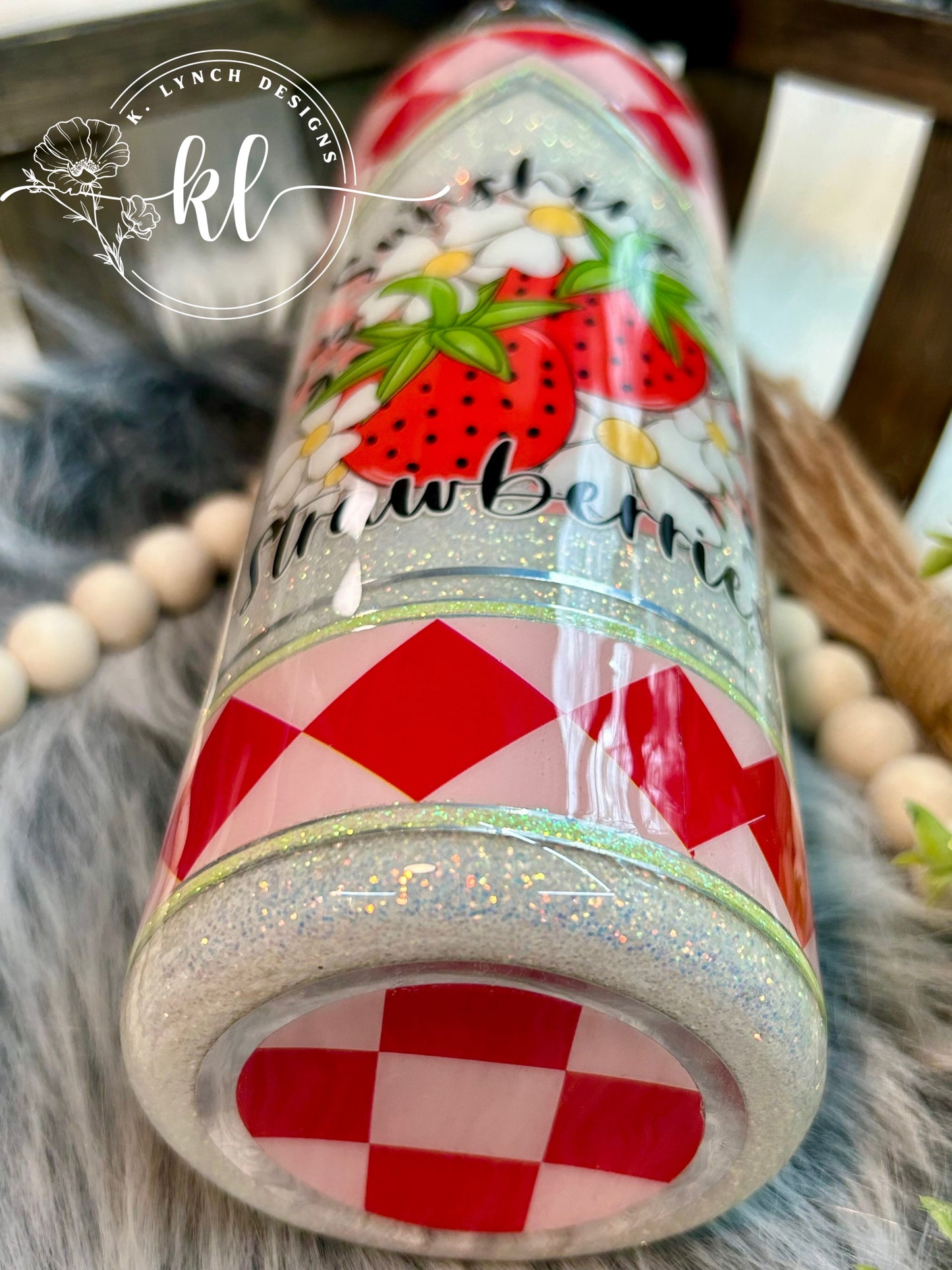20 oz. Sunshine & Strawberries Glitter Tumbler