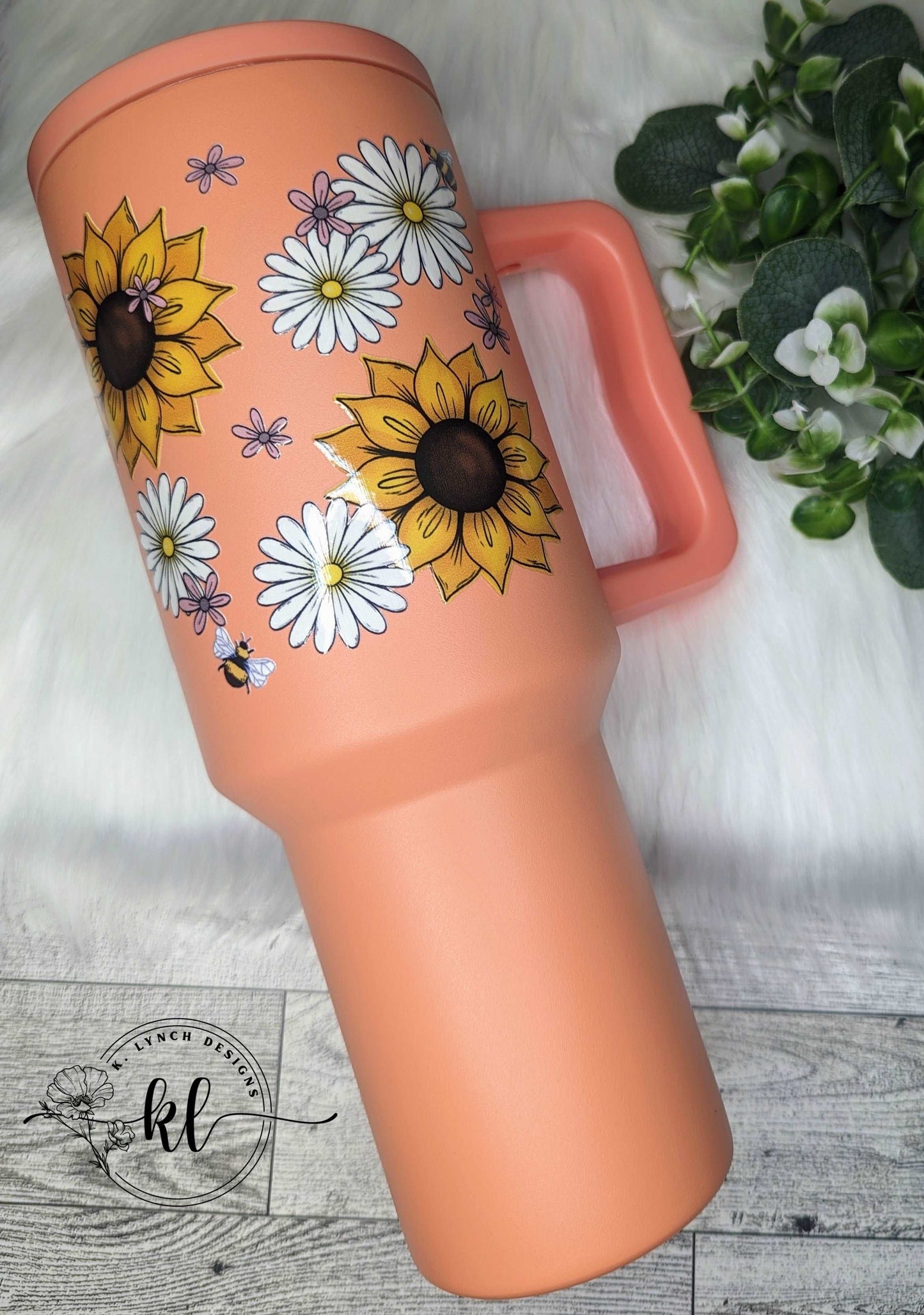 40 oz. Coral Handle Tumbler w/Sun flowers, Daisies and Bees