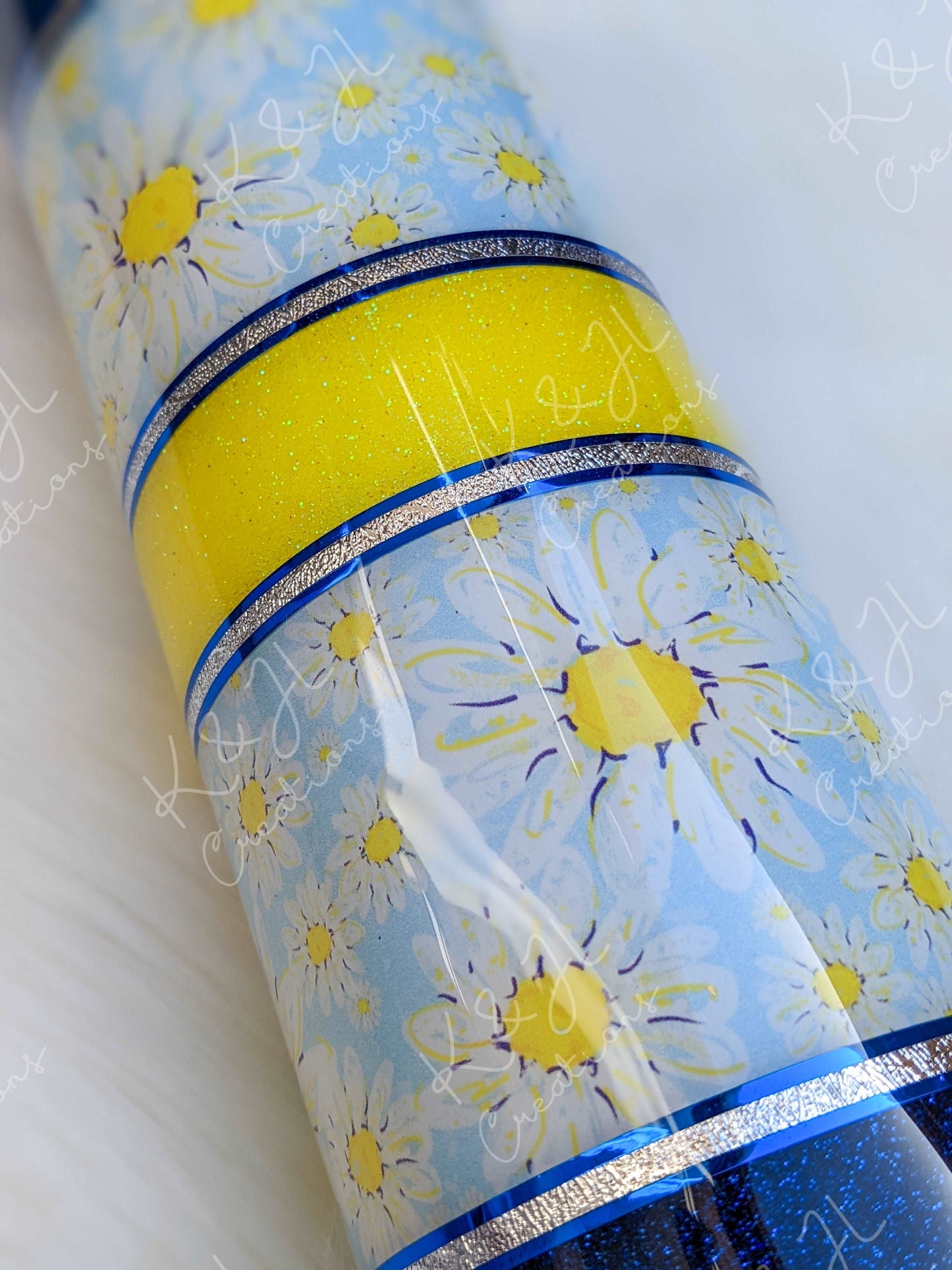 30 oz. Skinny Glitter Tumbler, Navy Blue & Yellow Glitter, Daisy Floral Pattern Design, Gift for Her, Custom Epoxy Tumbler, Floral Cup, Mug